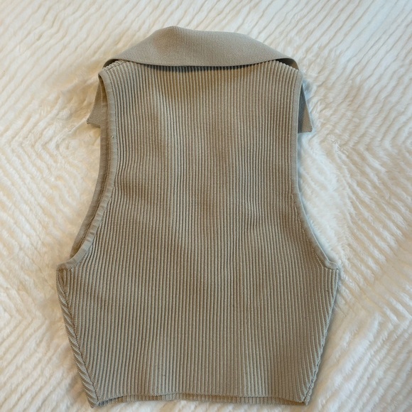 Babaton Sculpt Knit Cropped Tank - Picture 4 of 4